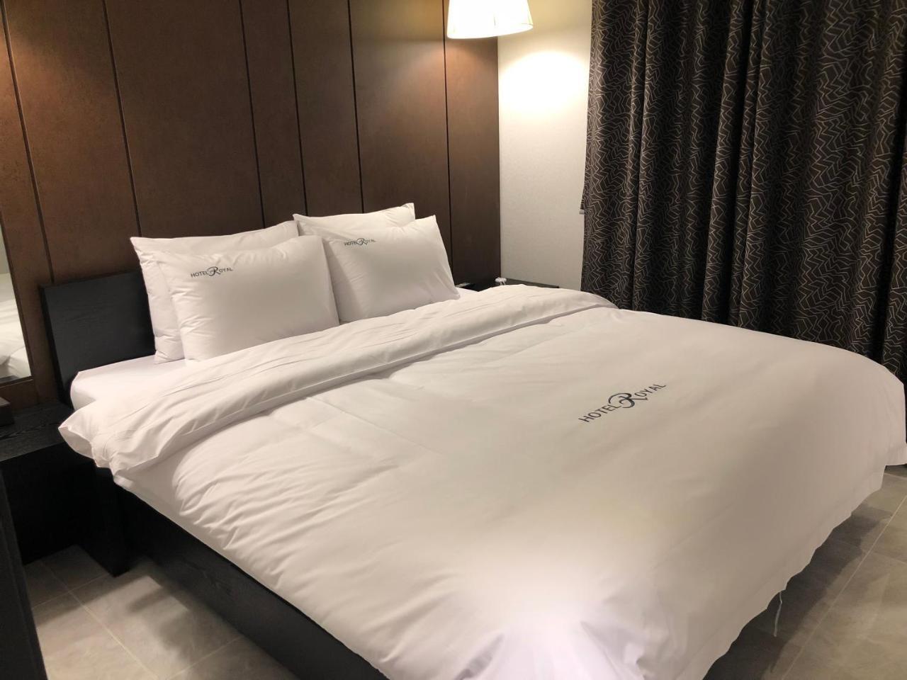 Royal Hotel Jeongeup Екстер'єр фото