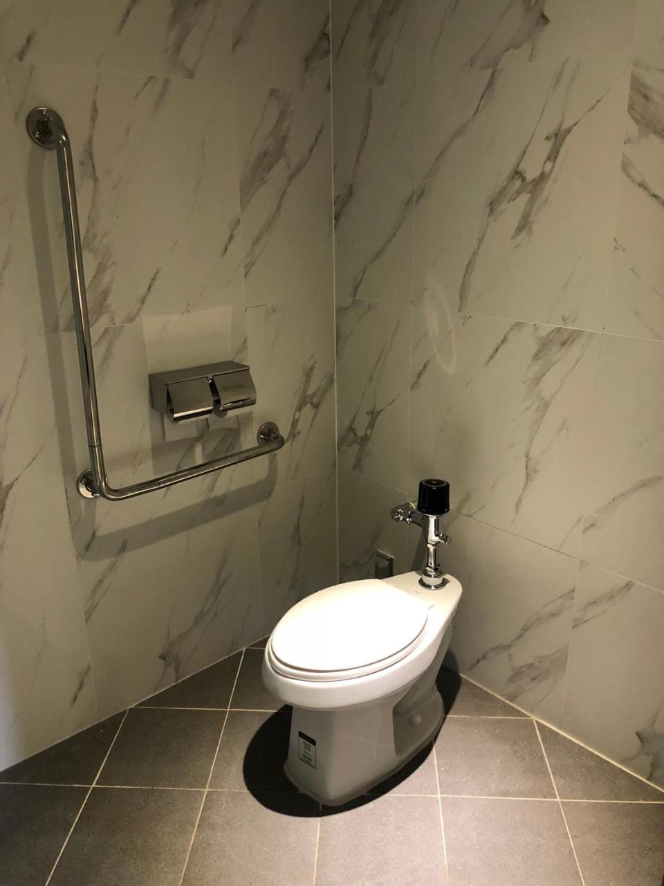 Royal Hotel Jeongeup Екстер'єр фото