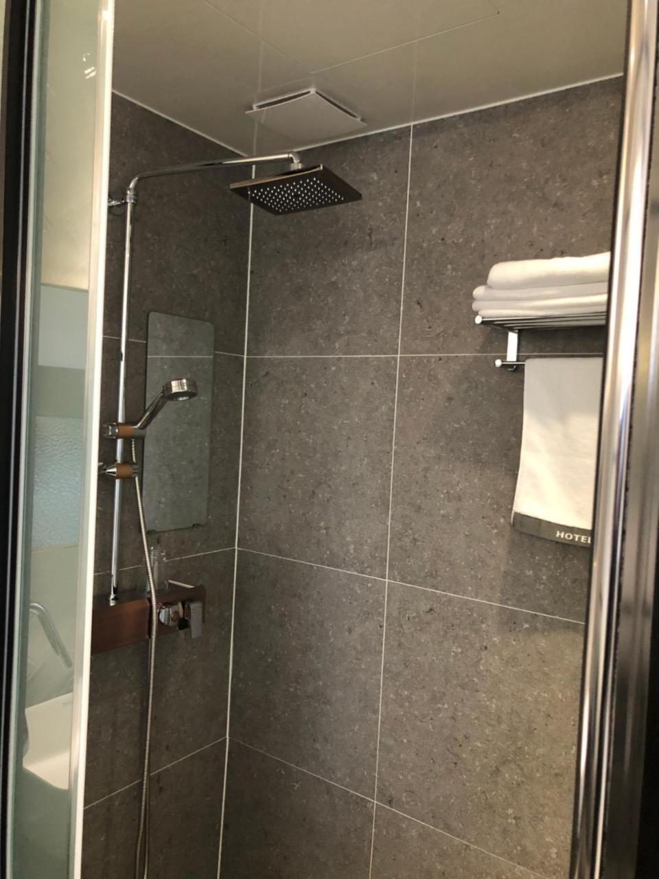 Royal Hotel Jeongeup Екстер'єр фото